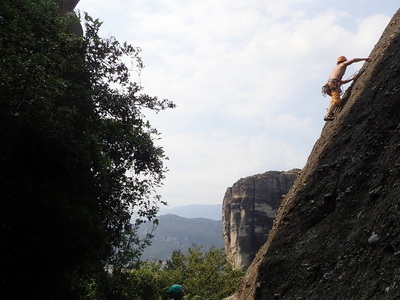 Klettern im Klettergarten Small Walls - Touren von IV+ bis VI-