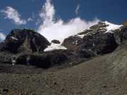 links der Illusioncita (5150 m) und rechts der Cerro Illusion (5330 m)