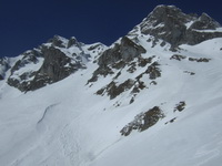 Blick von unten in die Rote Rinne des Eisenerzer Reichenstein