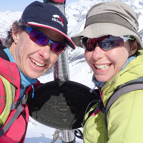 Barbara und Peter am Gipfel des Hochschober