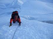 Oscar in der steilen Seillänge kurz vor dem Gipfel