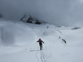 Aufstieg ins Alpamayo Highcamp