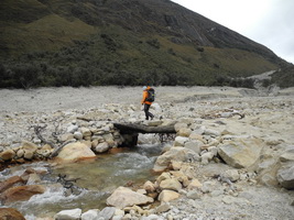 Llamacoral bis Basecamp Alpamayo