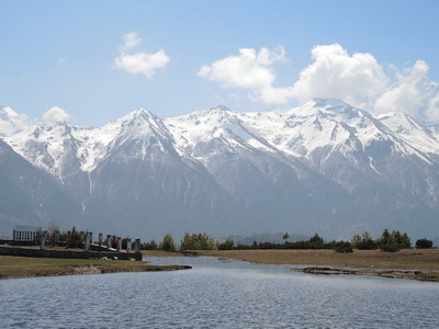 Anreise und Akklimatisation - von Kathmandu nach Tingri und ins Base Camp