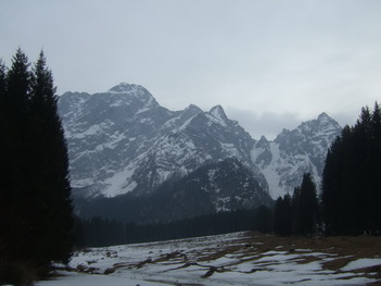 Skibergsteigen auf den Mangart über das Valle della Lavina und die Gipfelrinne