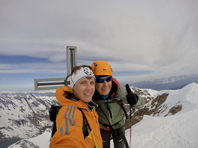 Geschafft - Markus und ich am Gipfel des Großen Wiesbachhorn, bis hierher schon mal 2600 Höhenmeter Aufstieg
