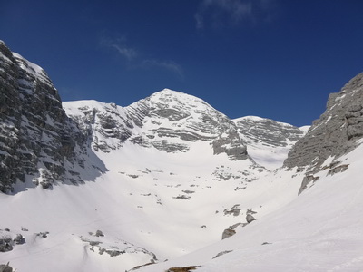 Blick ins Frauenkar und auf unser Ziel, das Warscheneck